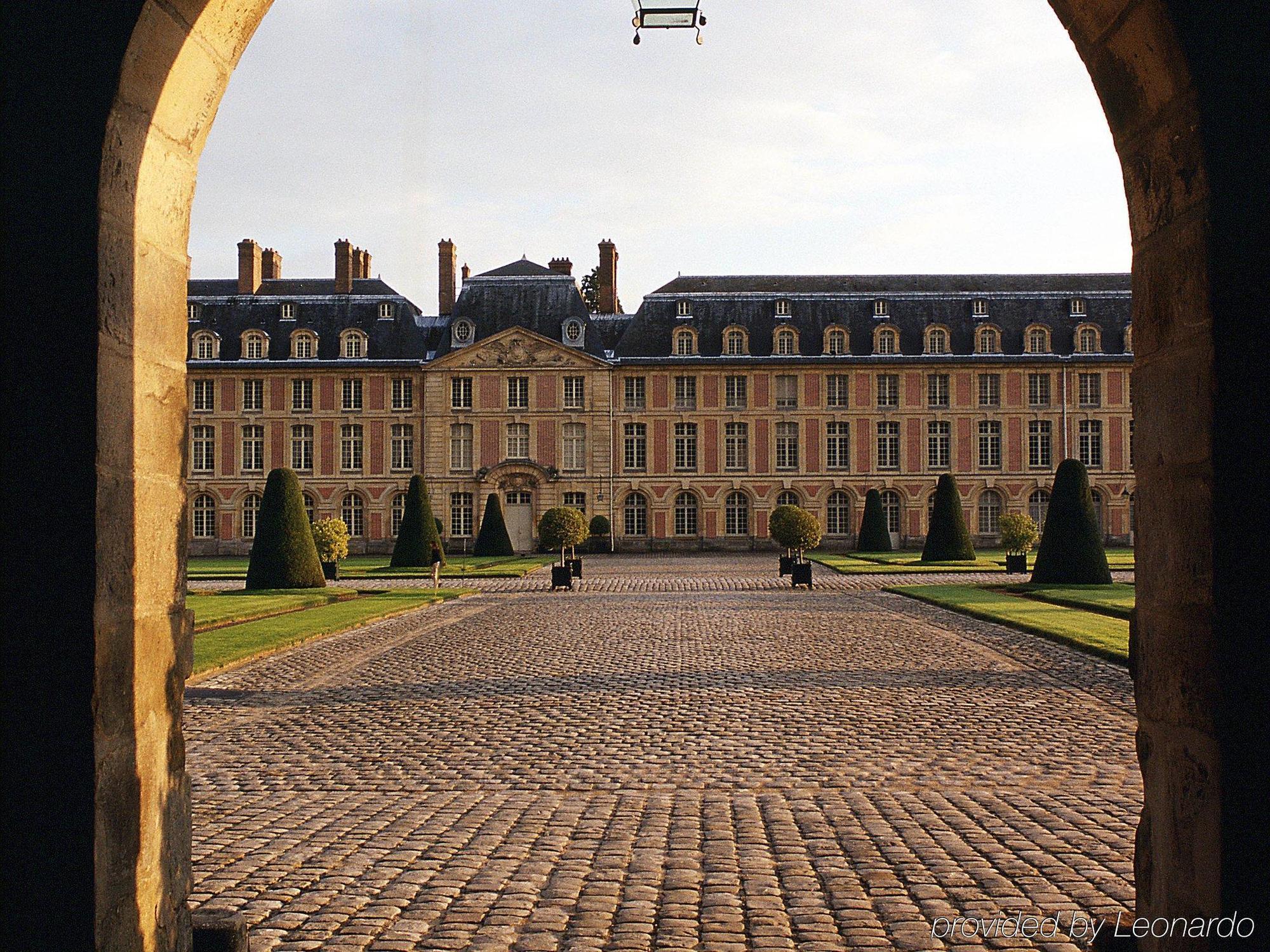 ibis Château de Fontainebleau Exterior foto